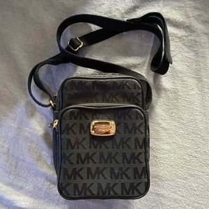 Michael Kors Crossbody Bag